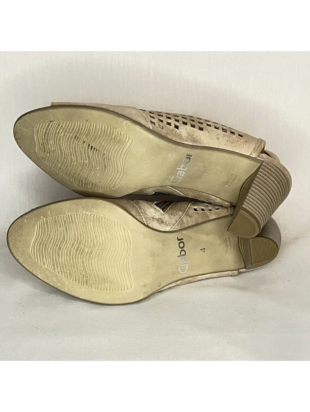 Gabor Metallic Tan Gold Open Toe Pierced Leather Pump US 6.5, UK 4
